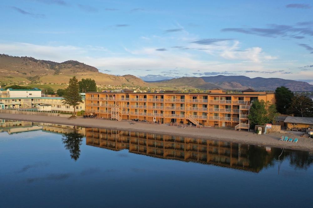 Coast Osoyoos Beach Hotel Exterior foto